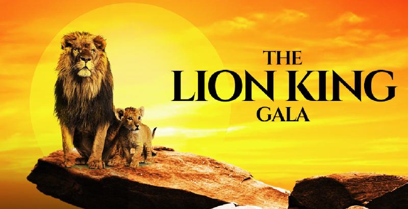 Leijonakuningas-konsertin julisteessa on Simba ja Mufasa.